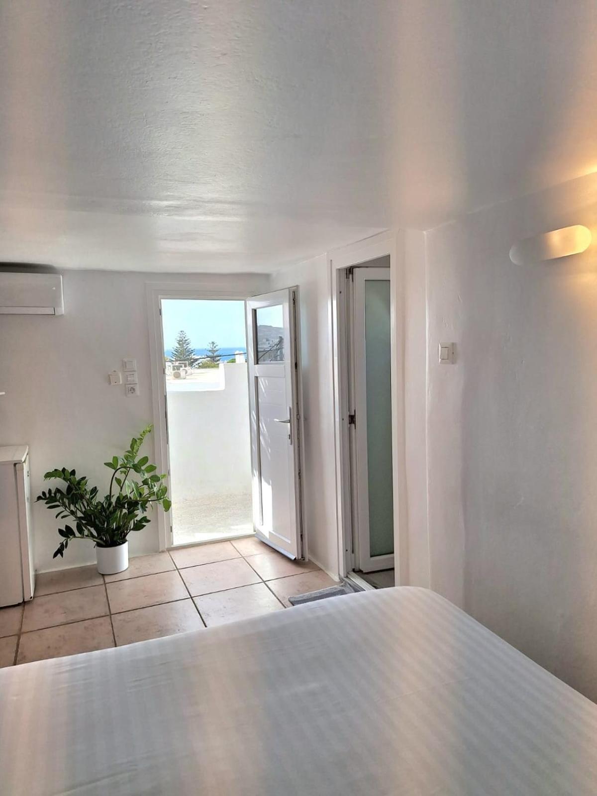Eleanna's Mykonos 2*