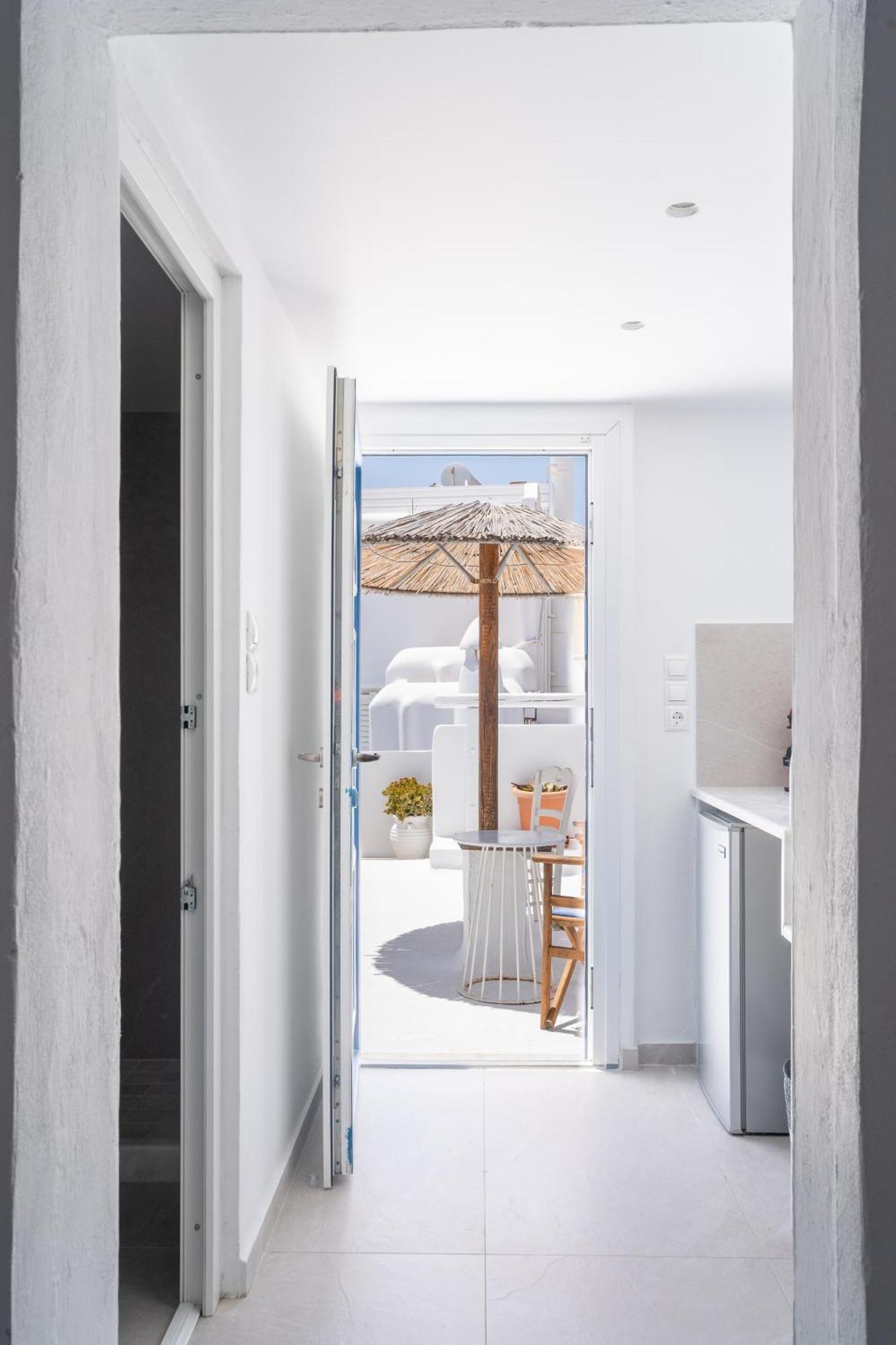 Eleanna's 2* Mykonos Town