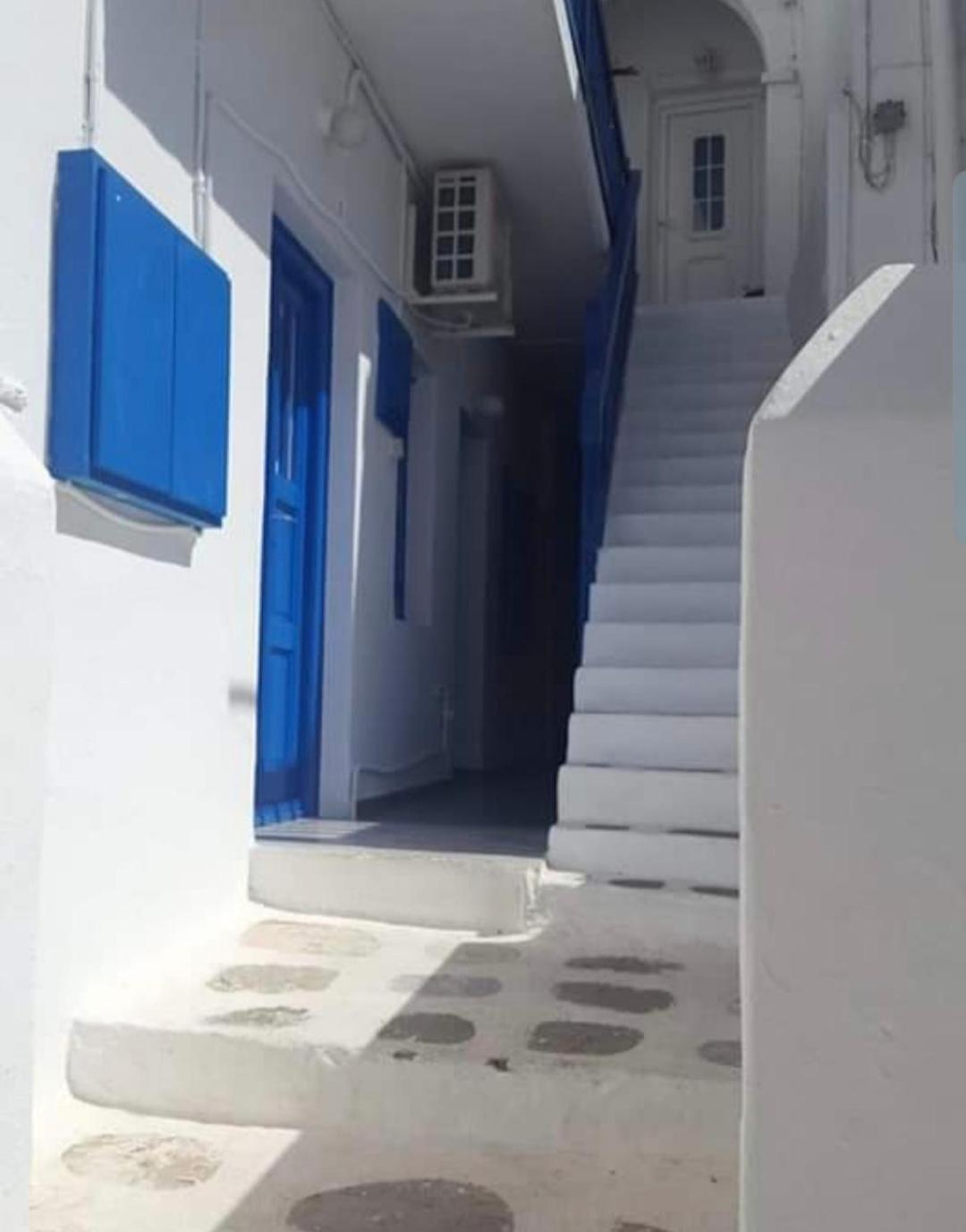 Отель Eleanna's Mykonos Town
